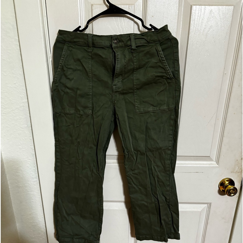 Cropped studio Blue green pants